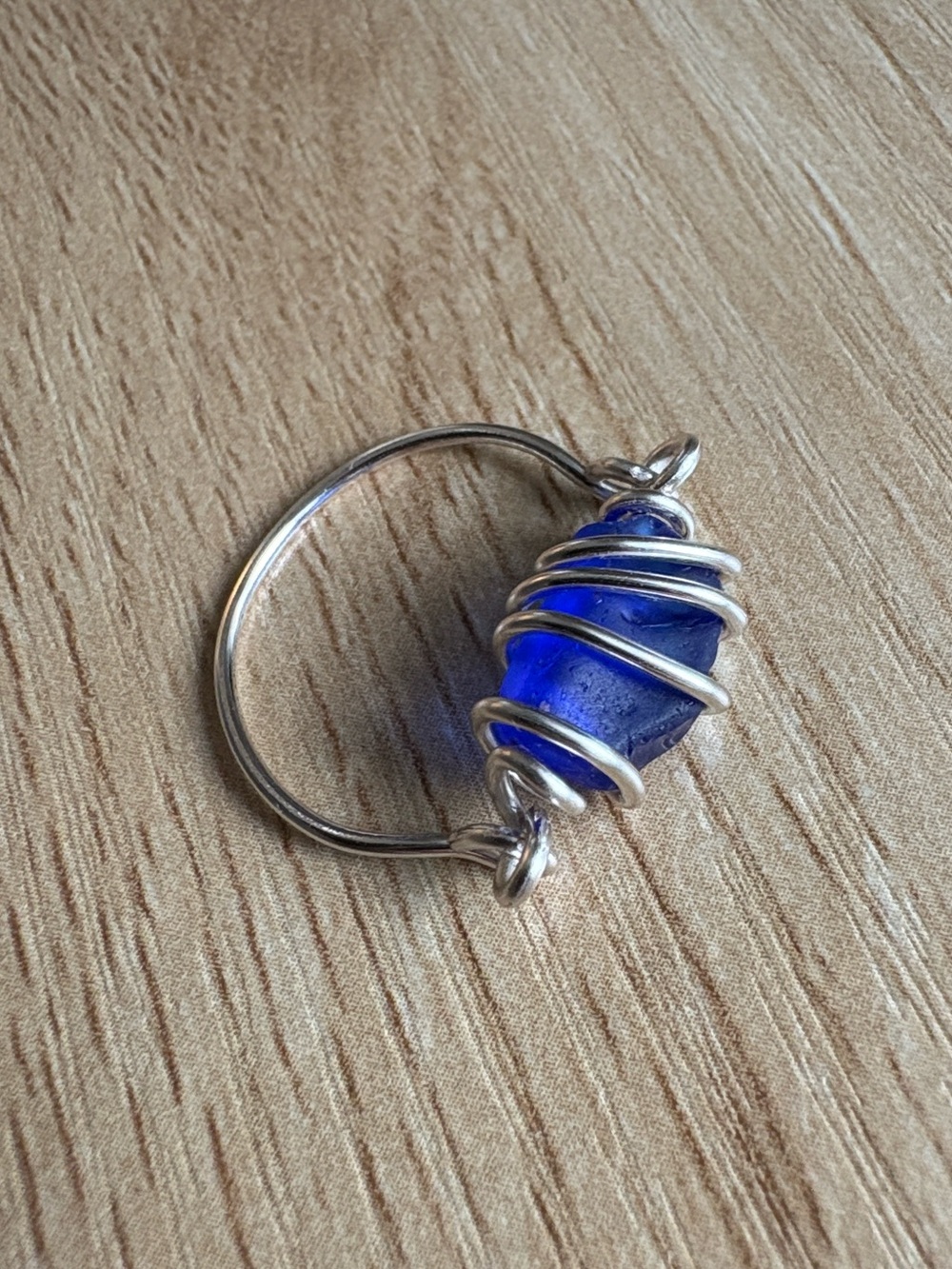 NWOT Hand Crafted Silver Plated Wire Wrapped Blue Sea Glass Ring - Size